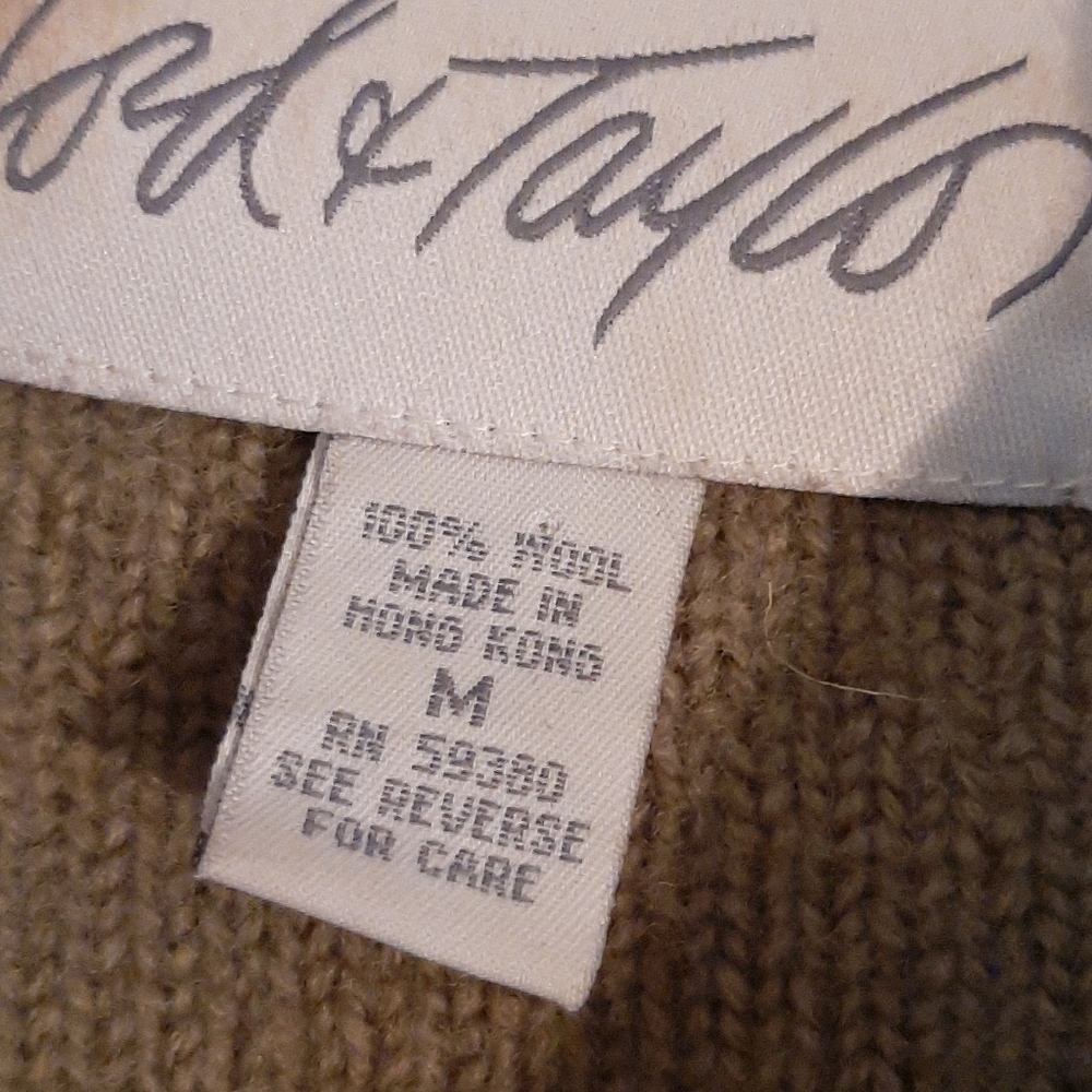 sweater - Picture 2 of 2